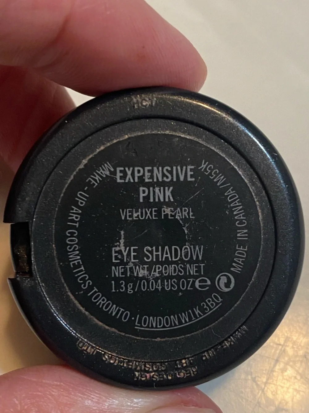 MAC Eyeshadow -Expensive Pink - Picture 4 of 6